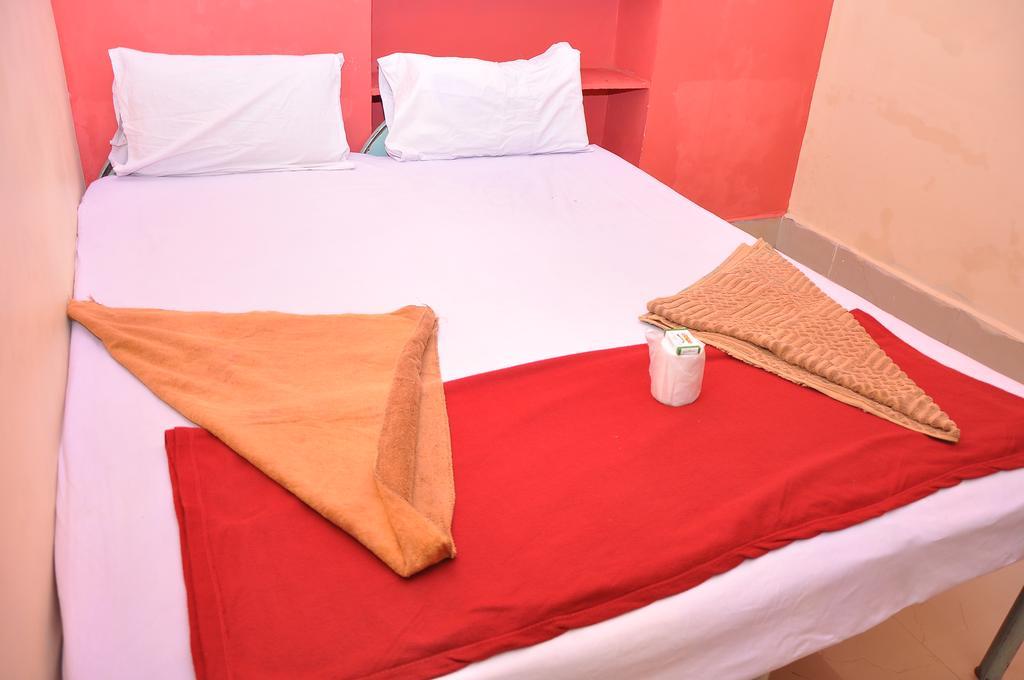 Manju Guest House Hampi Extérieur photo