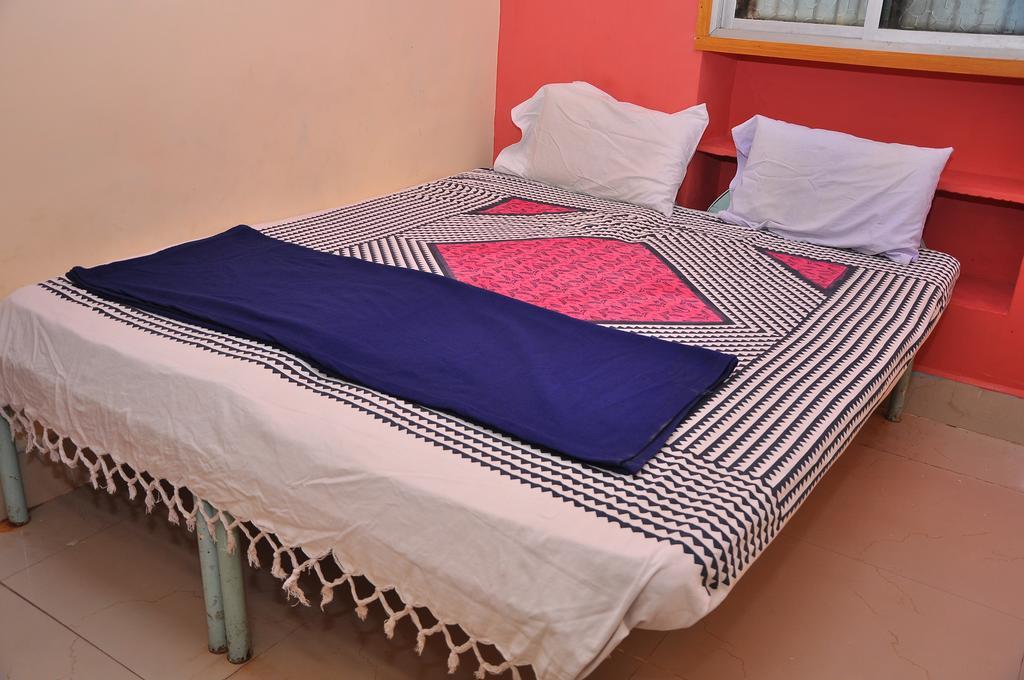 Manju Guest House Hampi Extérieur photo